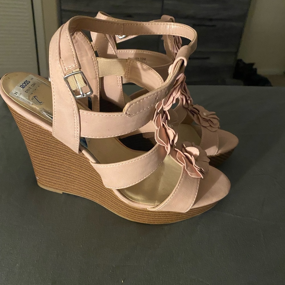 Blush colored wedges